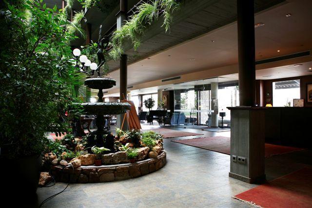 Ramón Park-Hotel Santpedor Bagian luar foto